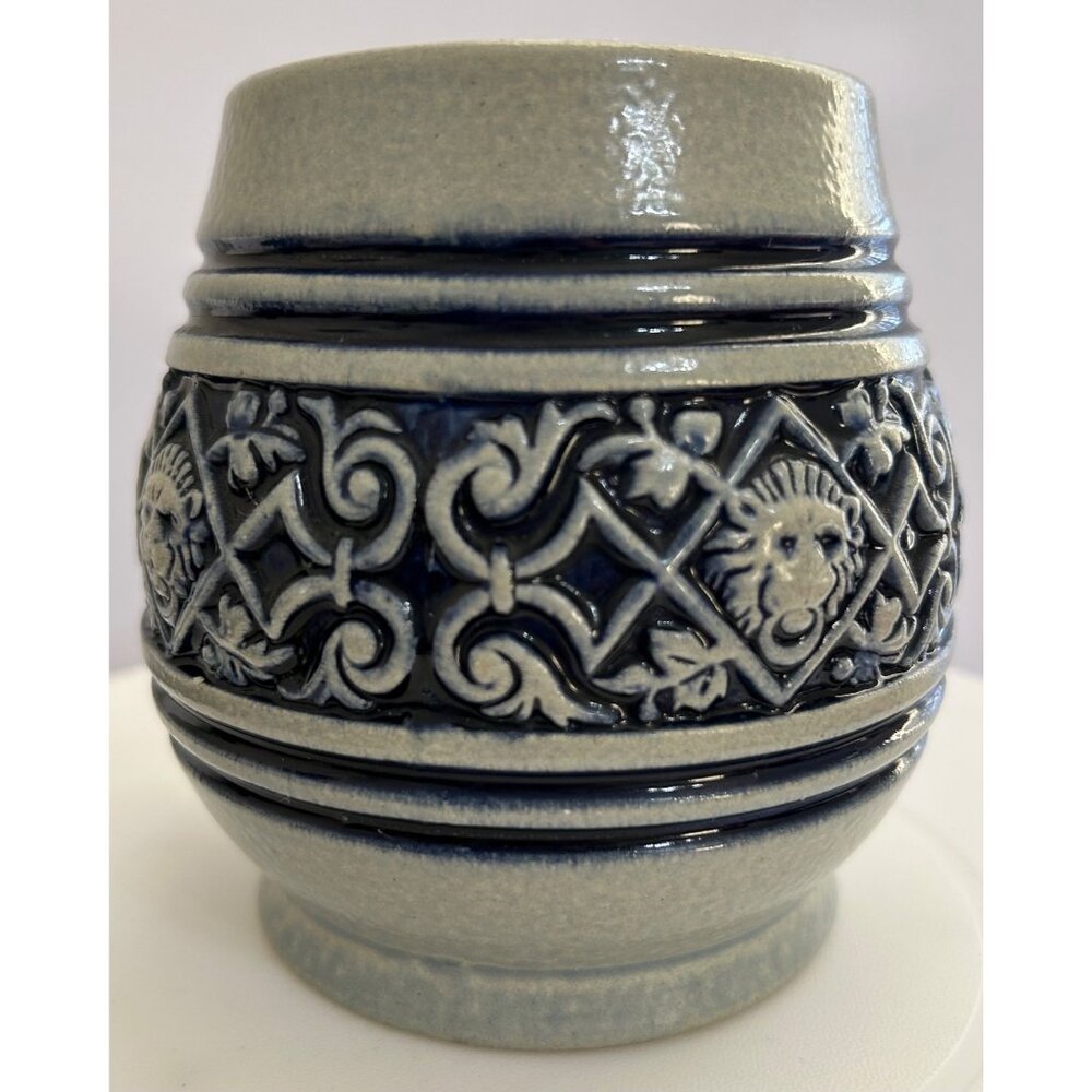Vintage German Beer Stein Mug Lion Motif Blue / Gray Glaze Original King 620/3 - Picture 2 of 6